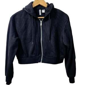 DIVIDED H&M Basic Black Cropped Zip-Up Hoodie